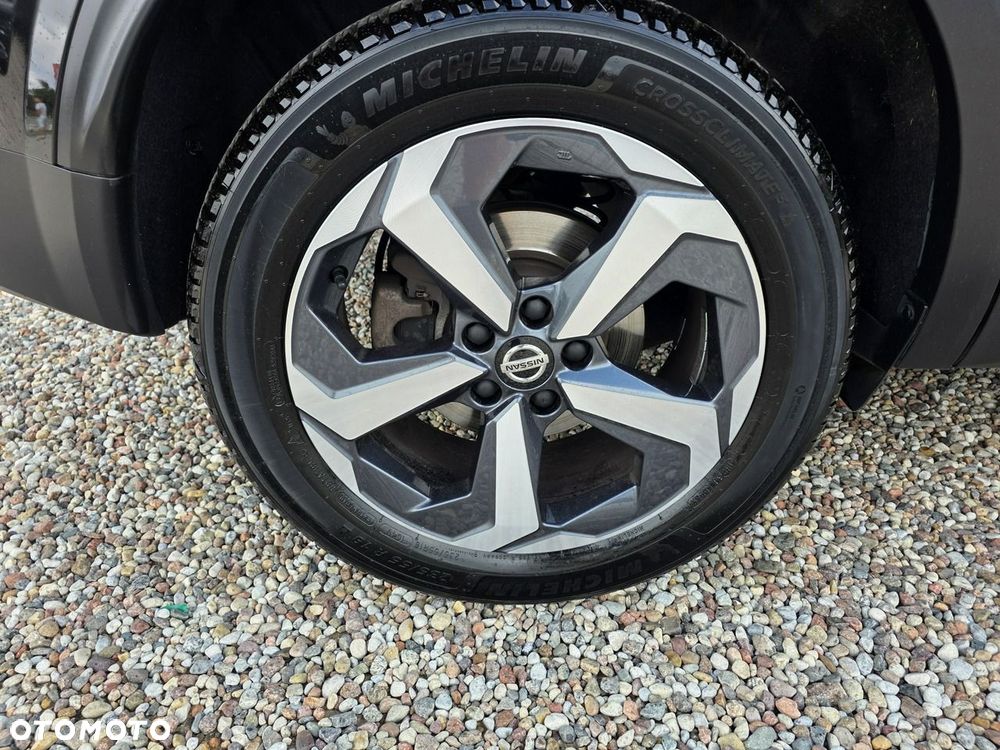 Nissan Qashqai 1.3 DIG-T N-Connecta DCT - 19