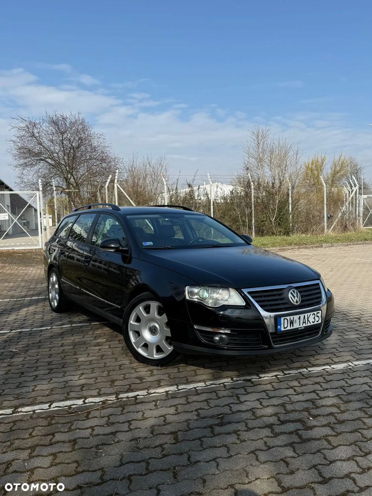 Volkswagen Passat 2.0 TDI DPF DSG Highline - 1