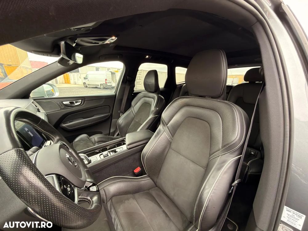 Volvo XC 60 T8 Twin Engine AWD R-Design - 5