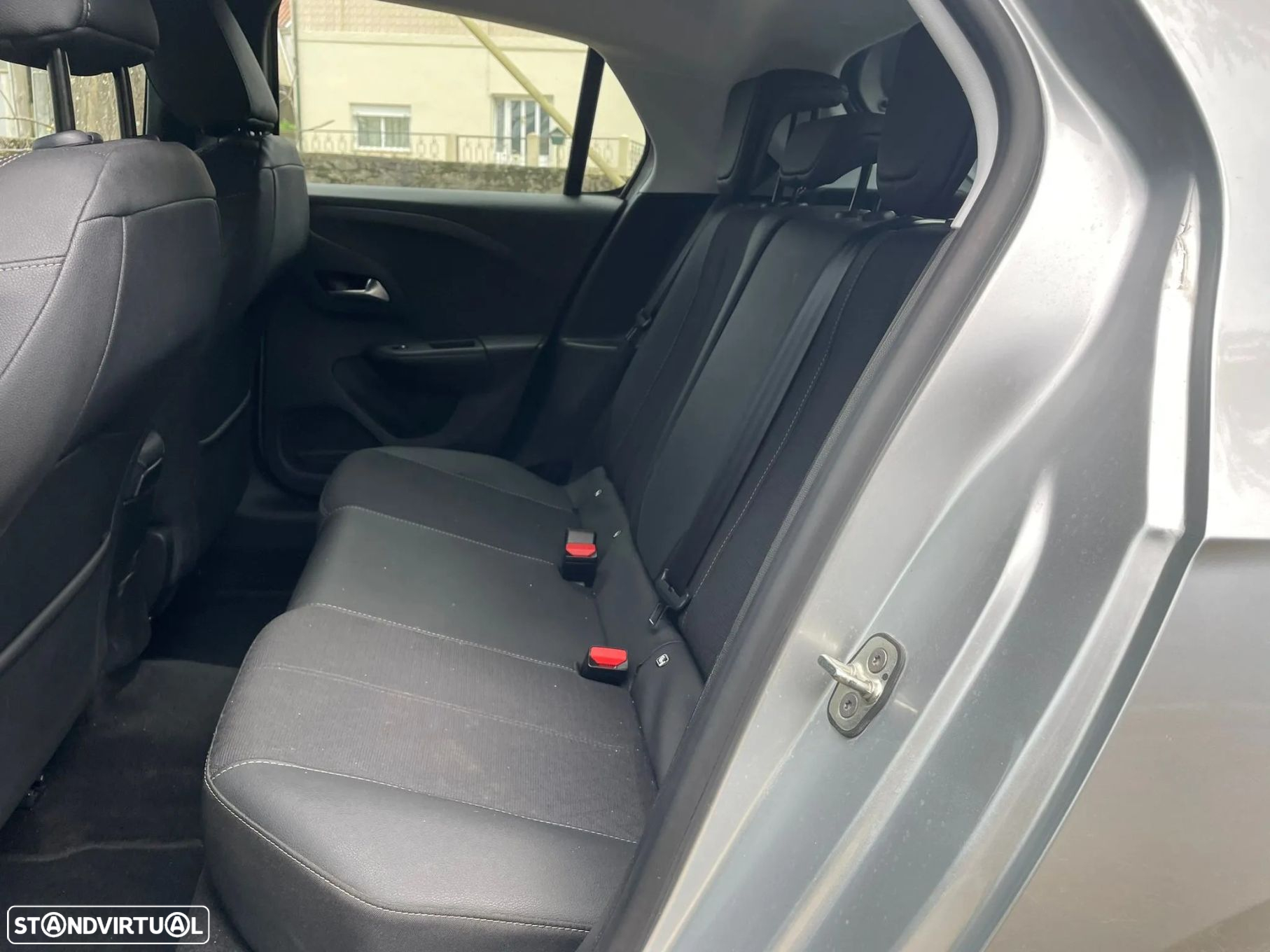 Opel Corsa 1.2 T GS - 9