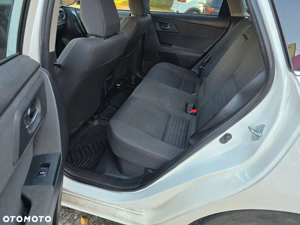 Toyota Auris Hybrid 135 Premium - 16