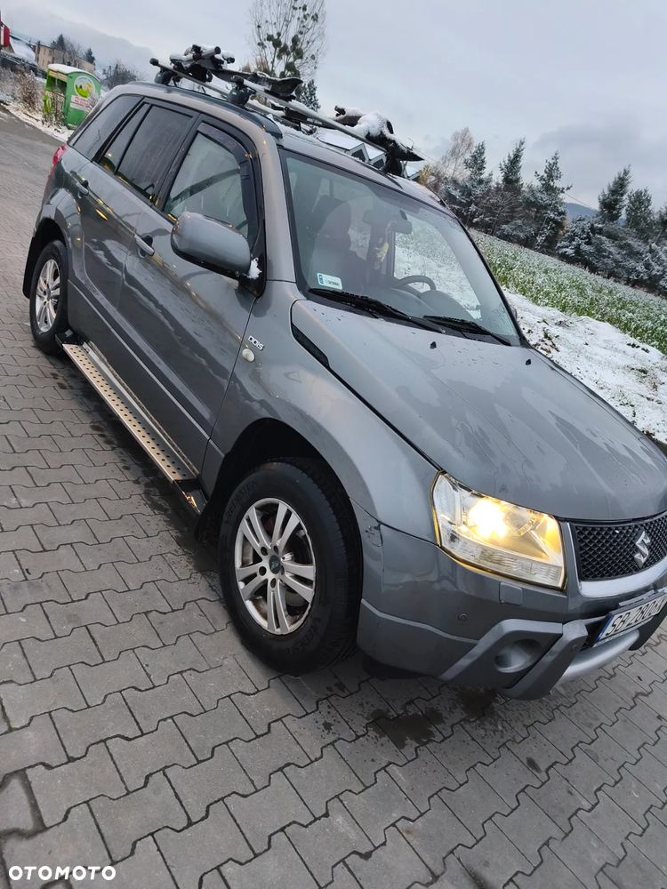 Suzuki Grand Vitara 1.9 DDiS De luxe - 3