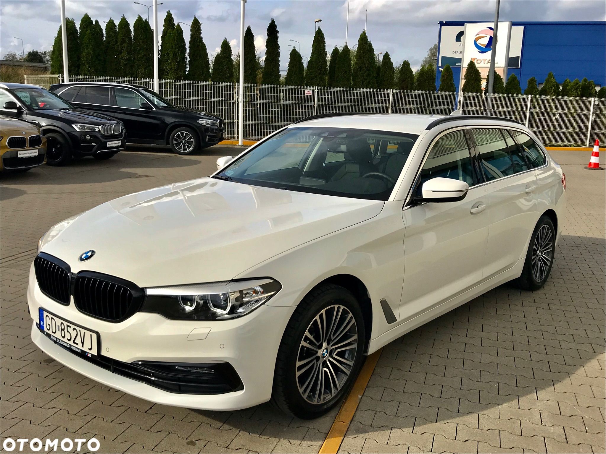 BMW Seria 5 518d Sport Line - 1