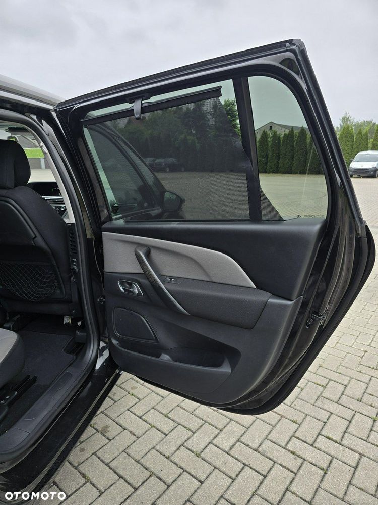 Citroën C4 Grand Picasso - 27