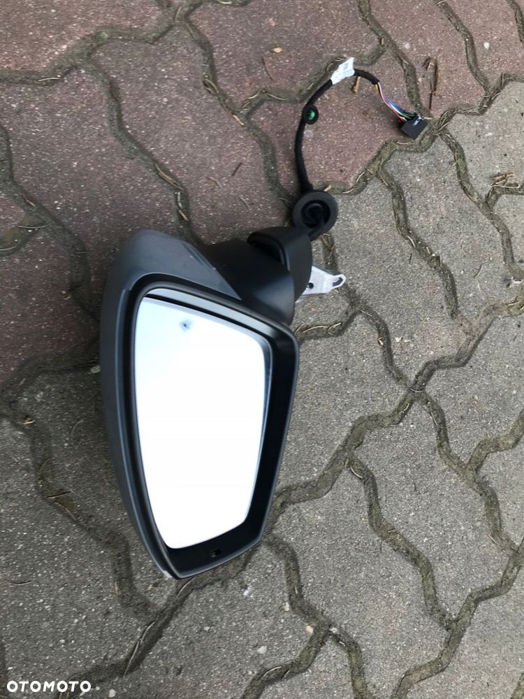 LUSTERKO LEWE 9PIN VW TIGUAN II LIFT 19- 5NA - 8