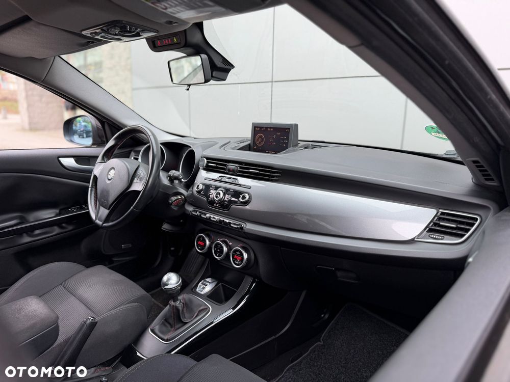 Alfa Romeo Giulietta 1.4 TB 16V Multiair - 10
