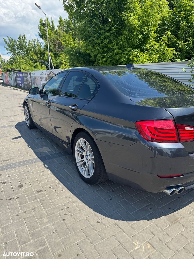 BMW Seria 5 530d xDrive - 6