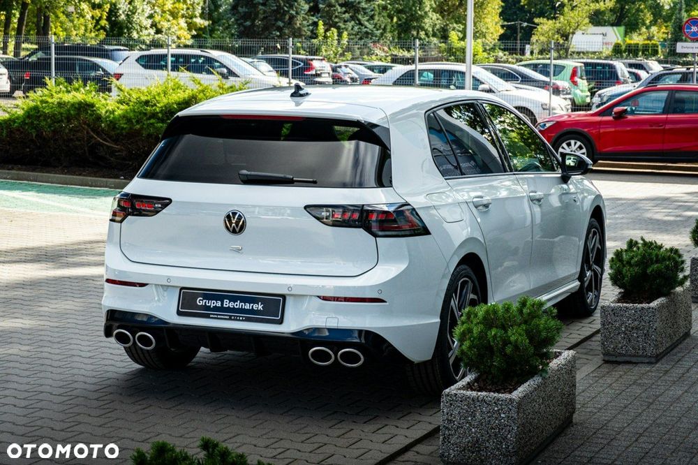 Volkswagen Golf - 7