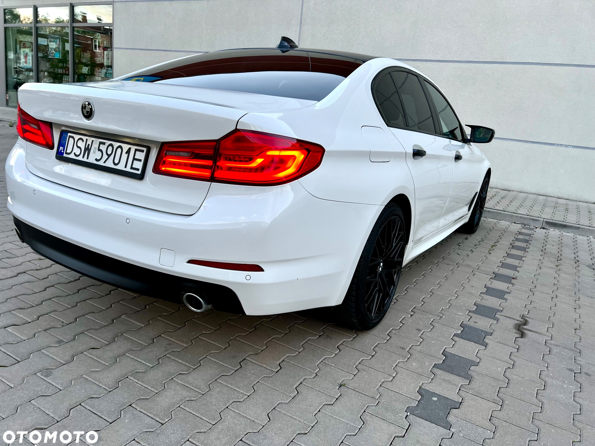 BMW Seria 5 530i Luxury Line sport - 5