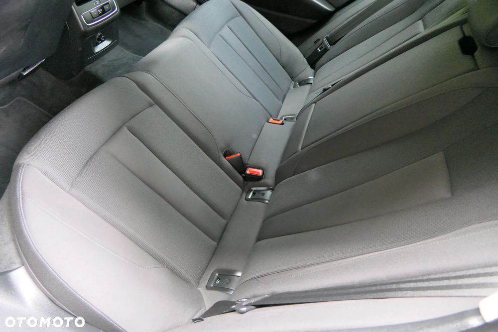 Audi A4 Avant 2.0 TFSI S tronic sport - 25