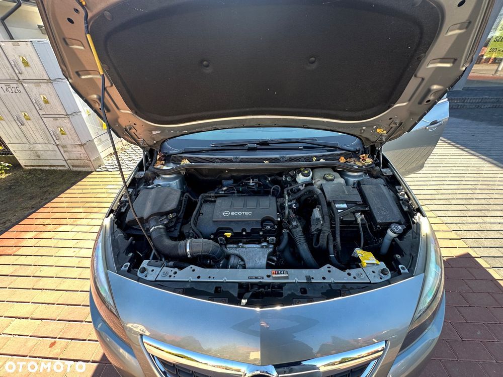 Opel Astra IV 1.4 T Sport EU6 - 21