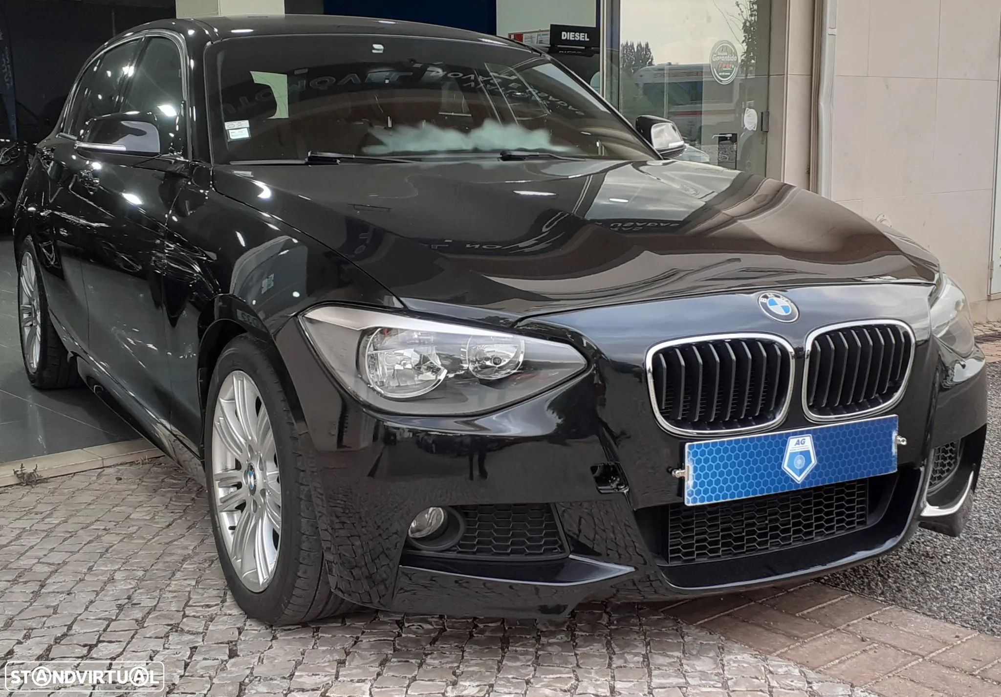 BMW 118 d Pack M - 2