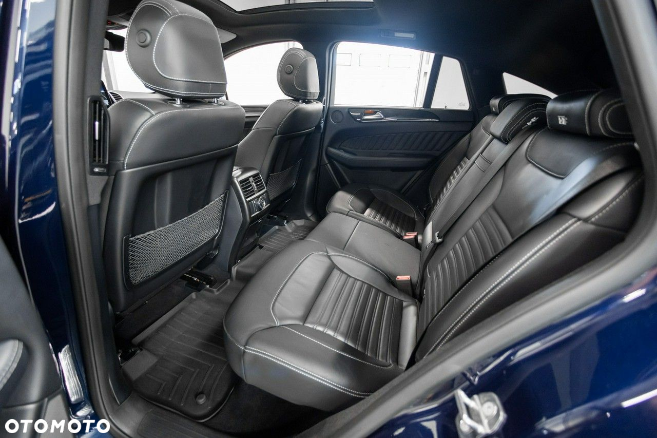 Mercedes-Benz GLE - 27