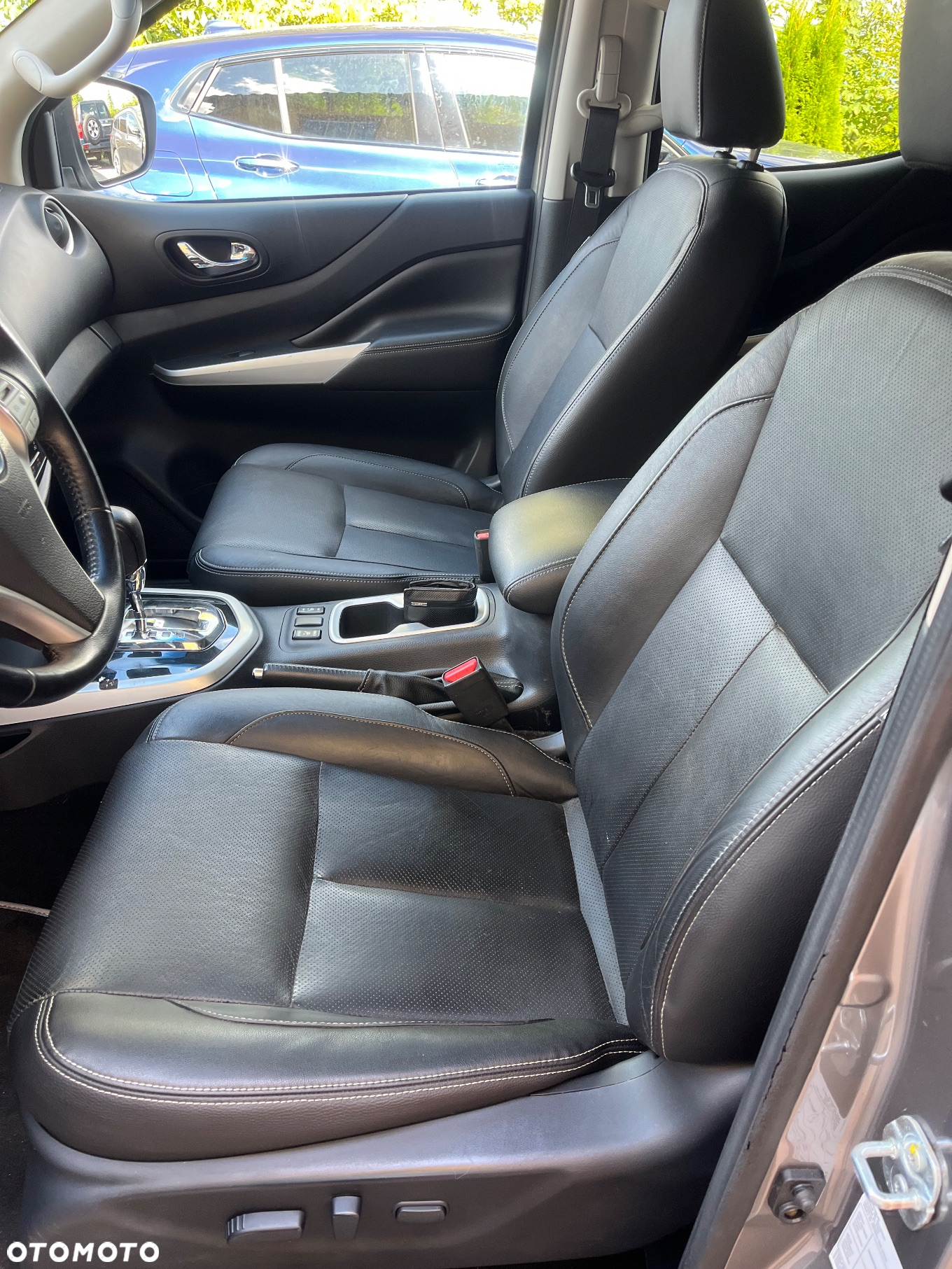 Nissan Navara DC 4x4 Autm EU6 Tekna - 16