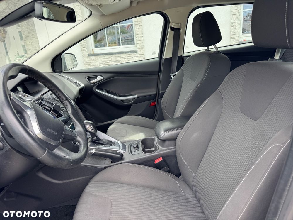 Ford Focus 2.0 TDCi DPF Titanium - 12