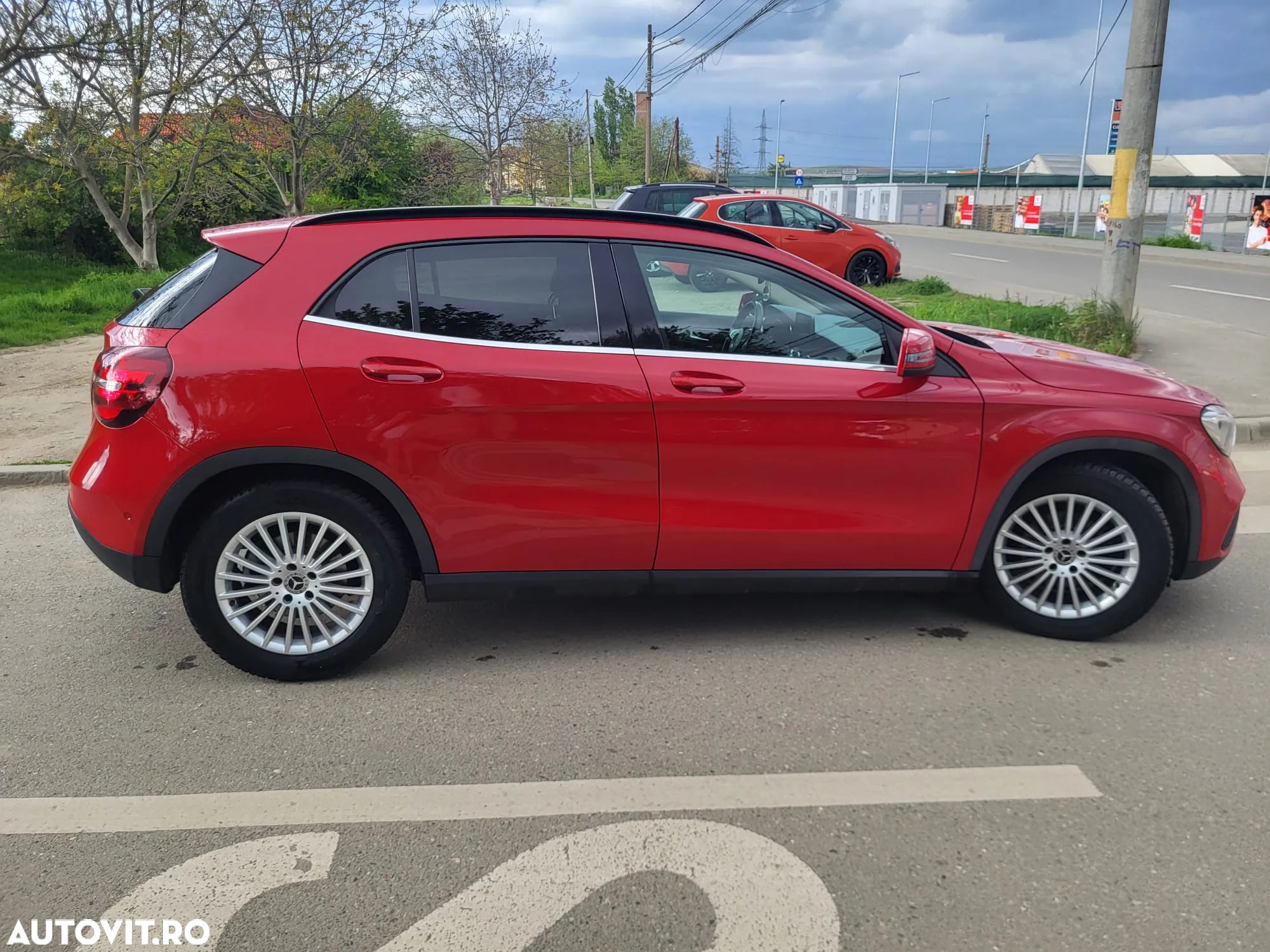 Mercedes-Benz GLA 200 d 4MATIC Aut. - 2