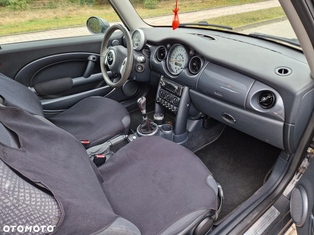MINI ONE - 8