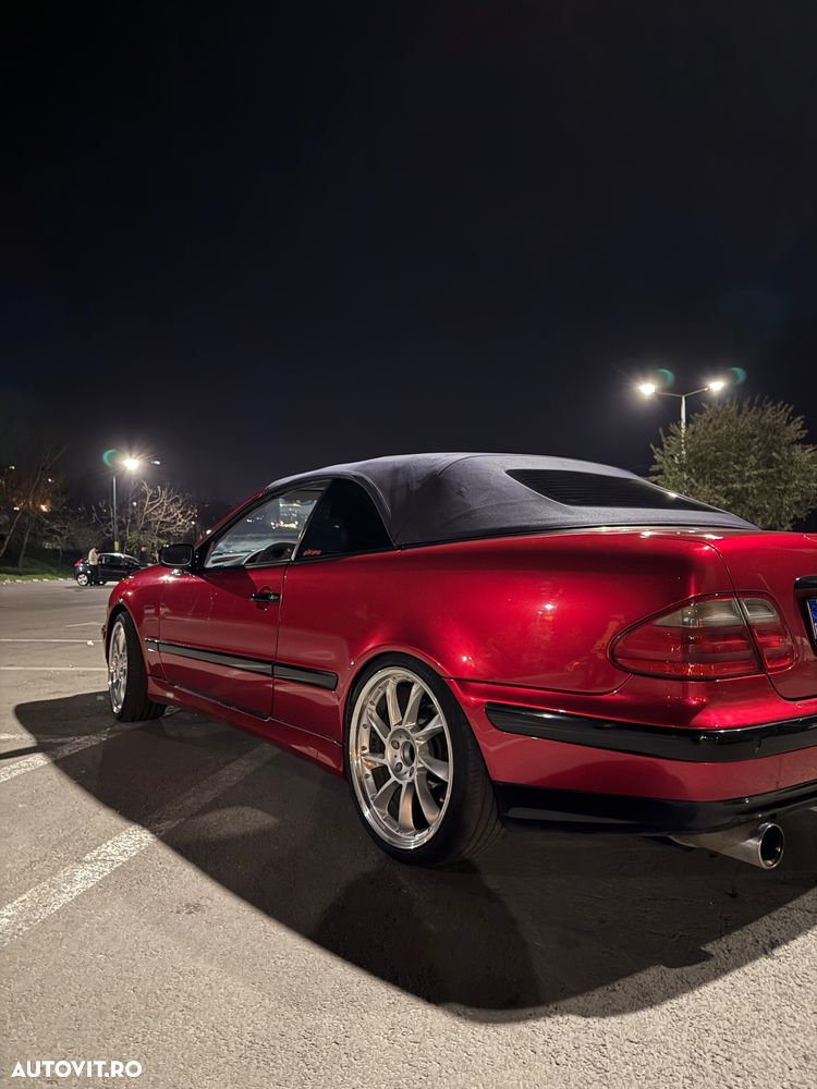 Mercedes-Benz CLK - 6