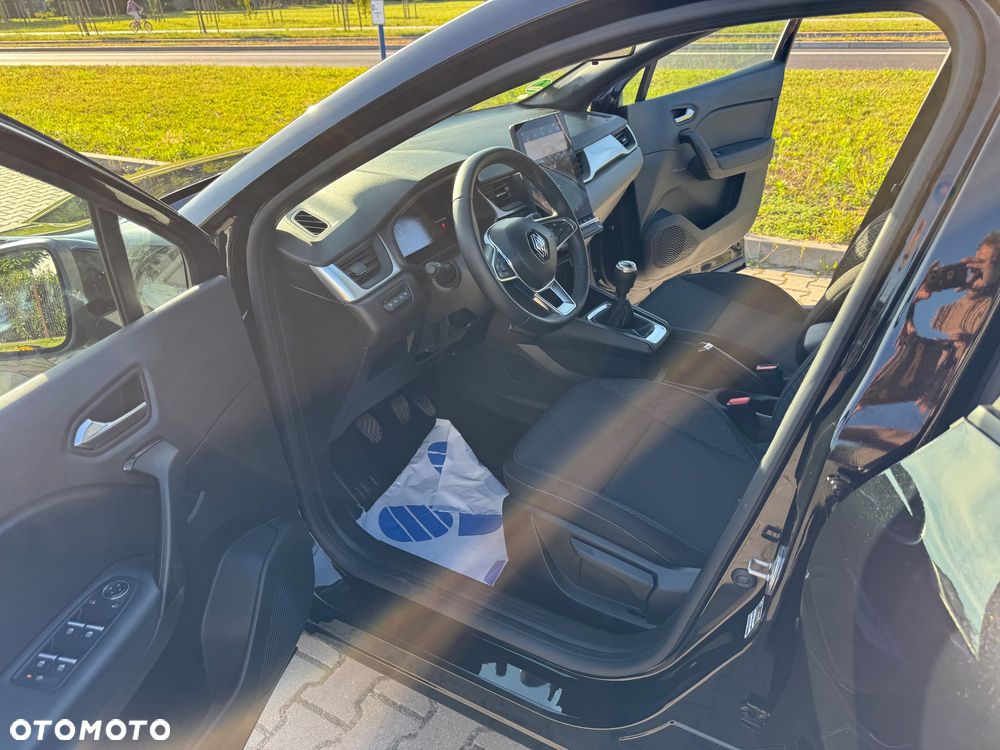 Renault Captur TCe 90 TECHNO - 24