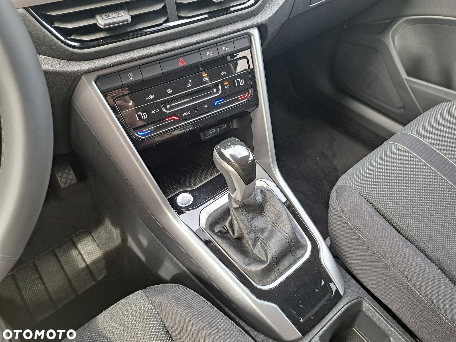 Volkswagen T-Roc 1.5 TSI Life Plus DSG - 18