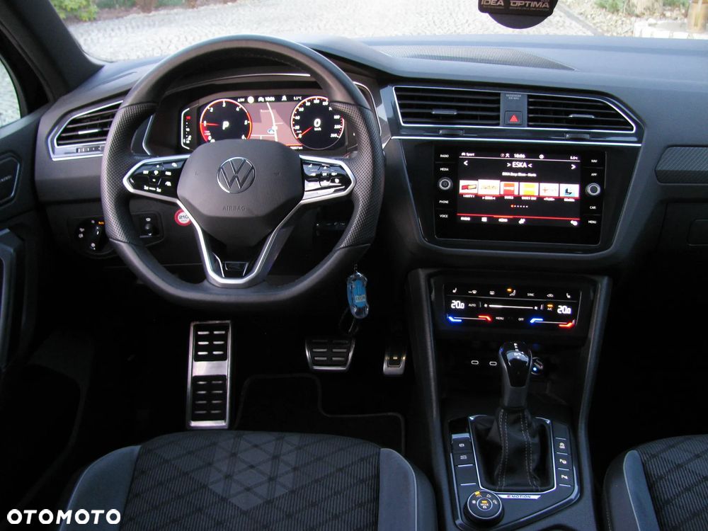 Volkswagen Tiguan 2.0 TDI SCR 4MotION DSG R-Line - 17