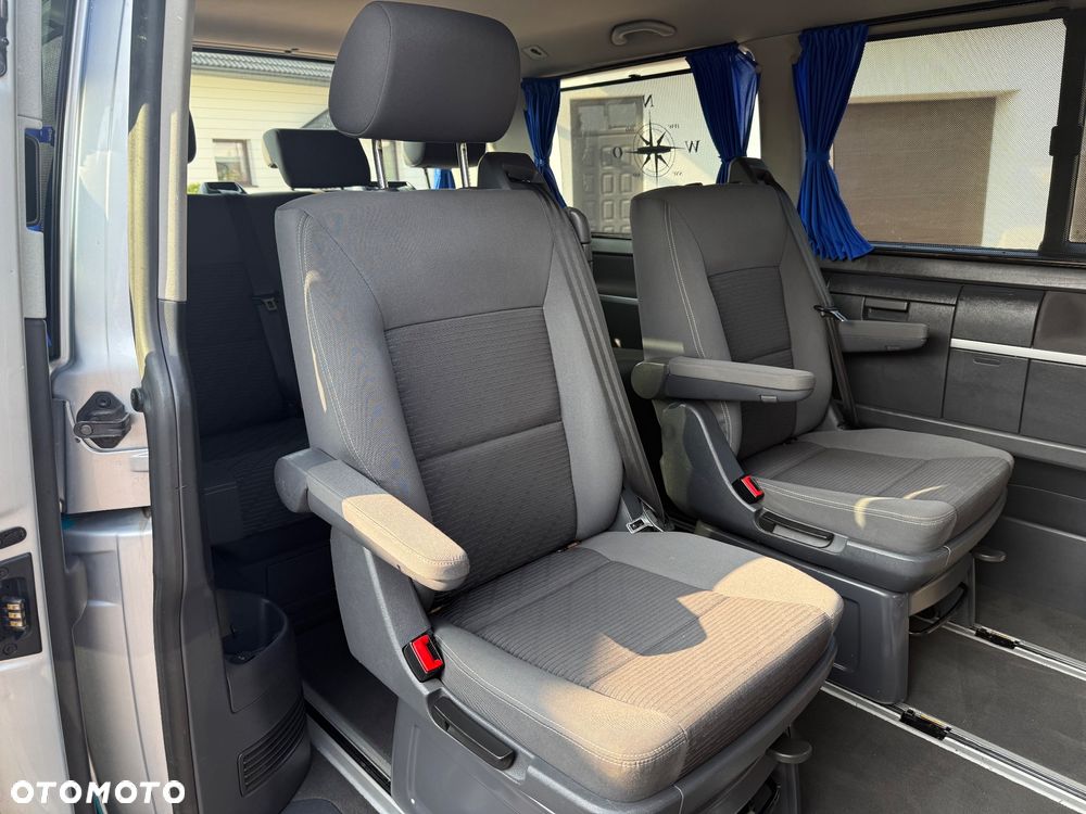 Volkswagen Multivan - 21