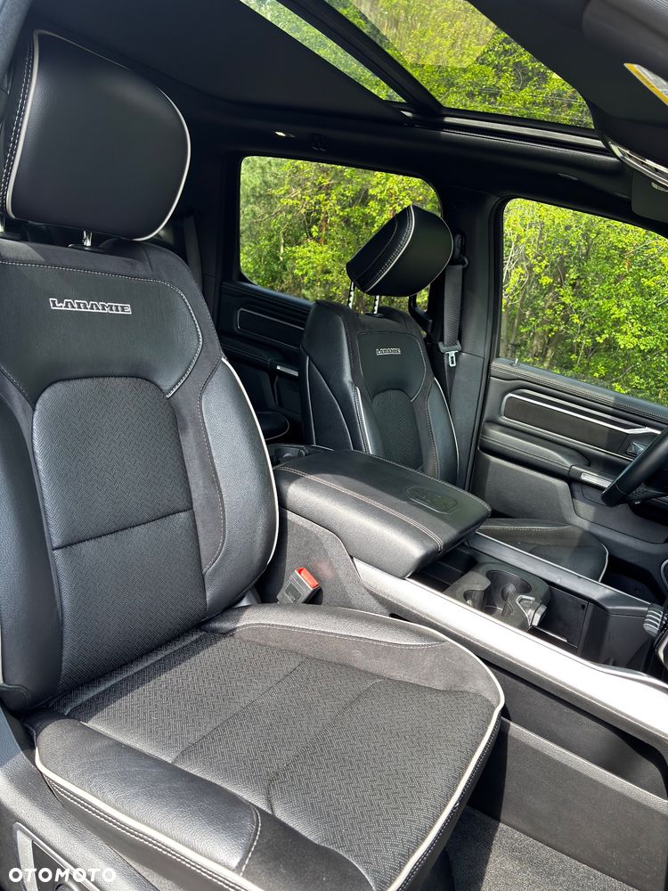RAM 1500 5.7 eTorque Quad Cab Longbed Laramie Black - 20