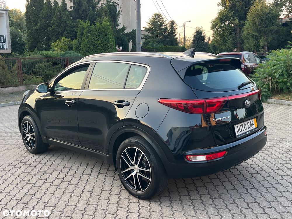 Kia Sportage 1.7 CRDI 2WD Dream-Team Edition - 3