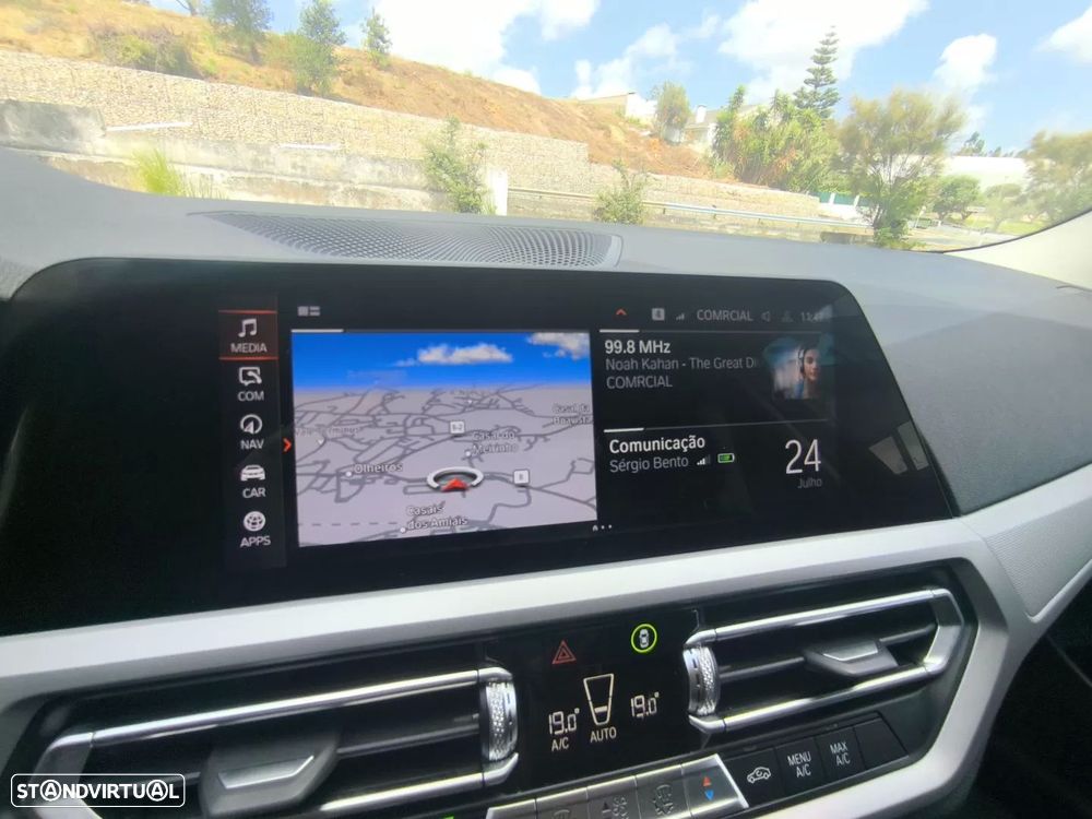 BMW 320 d Auto - 15