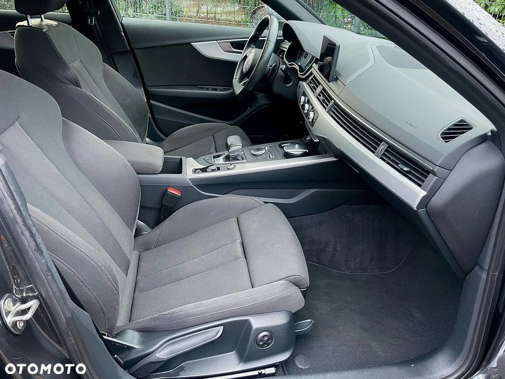 Audi A4 Avant 2.0 TDI S tronic - 14
