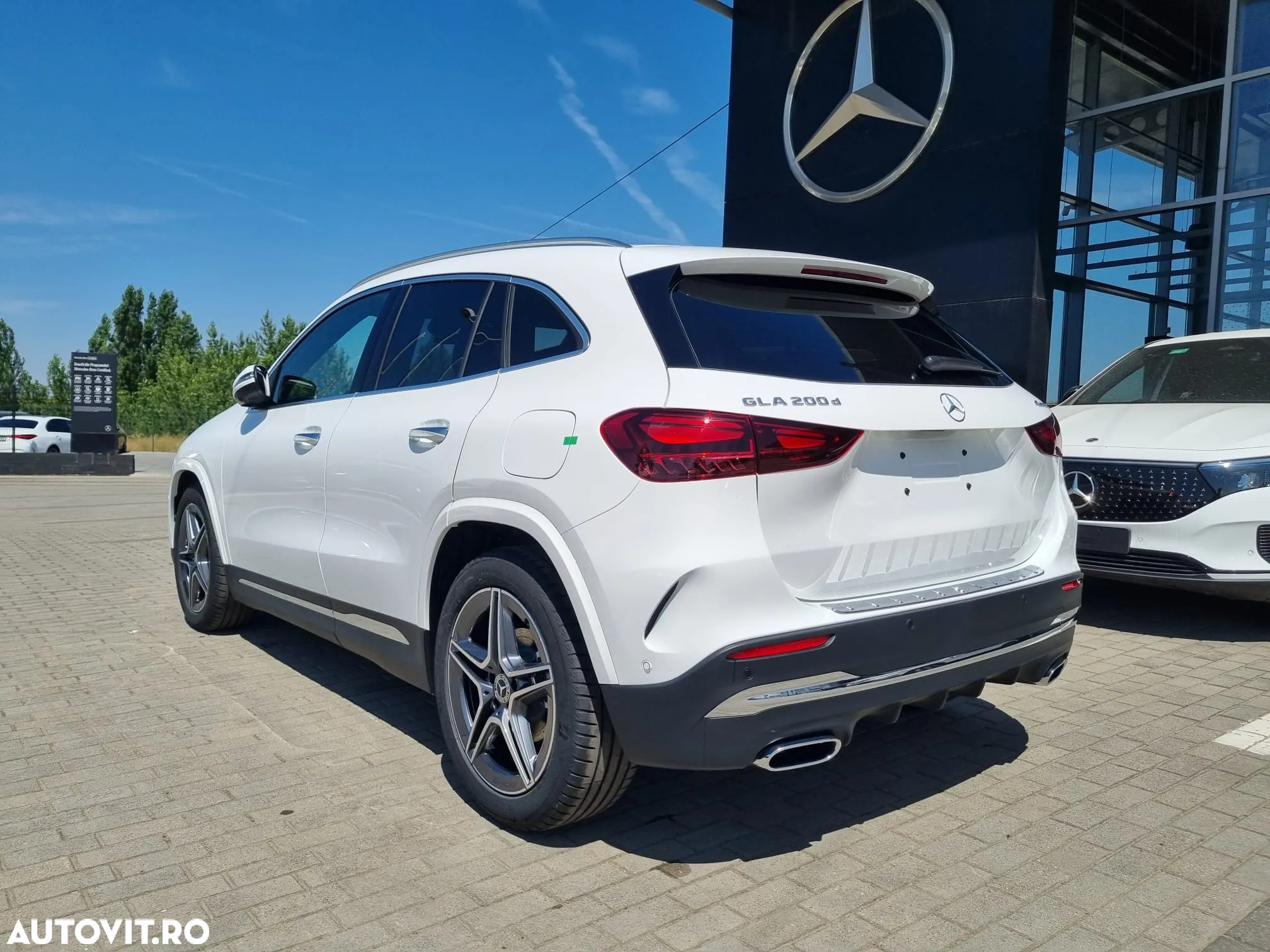 Mercedes-Benz GLA 200 d 4Matic 8G-DCT AMG Line - 10