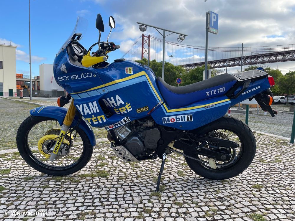 Yamaha XT750Z Super Tenere - 1