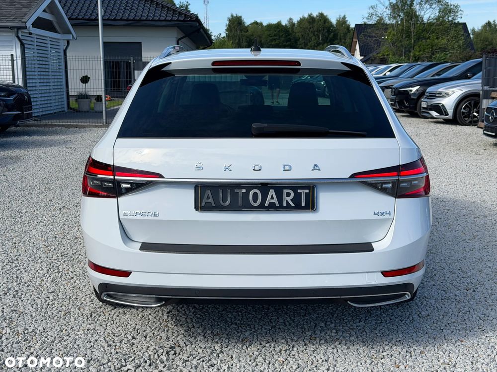 Skoda Superb 2.0 TDI SCR 4x4 L&K DSG - 11
