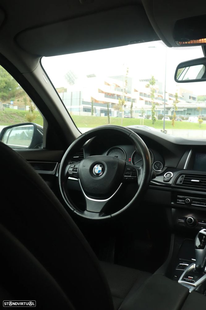 BMW 520 d Auto - 11