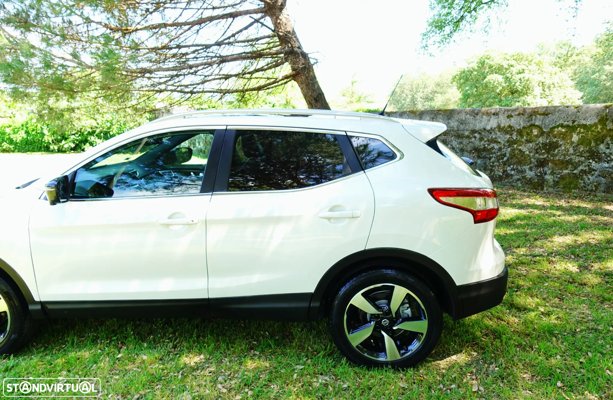 Nissan Qashqai 1.6 dCi N-Connecta 18 - 30
