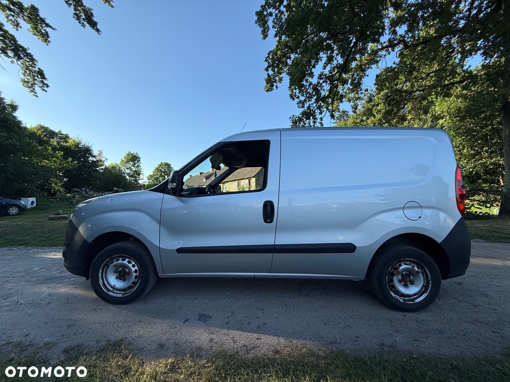 Opel Combo - 4