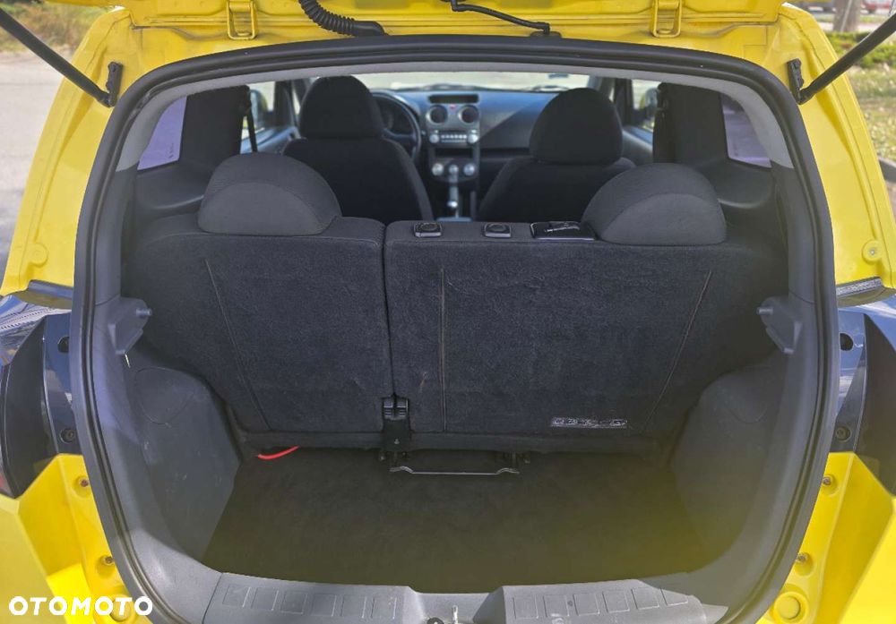 Mitsubishi Colt - 20