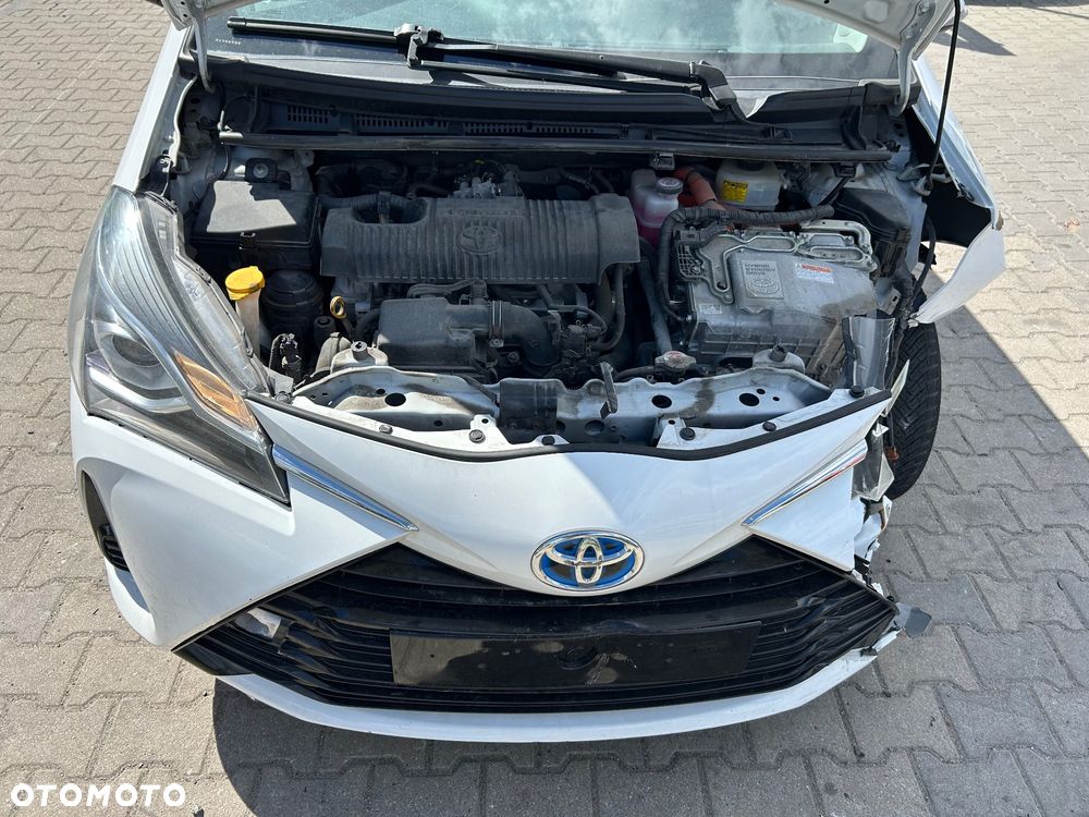 Toyota Yaris - 16
