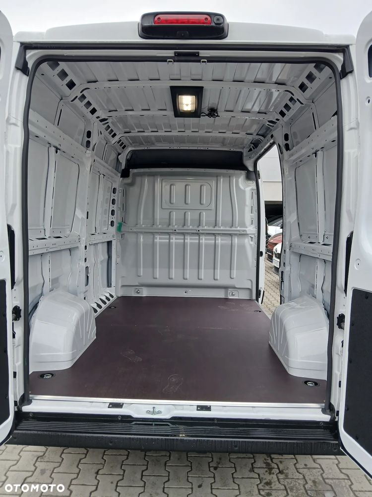 Toyota Proace MAX - 11