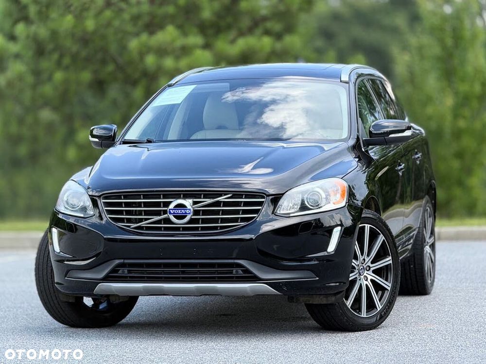 Volvo XC 60 T6 AWD Drive-E Momentum - 1