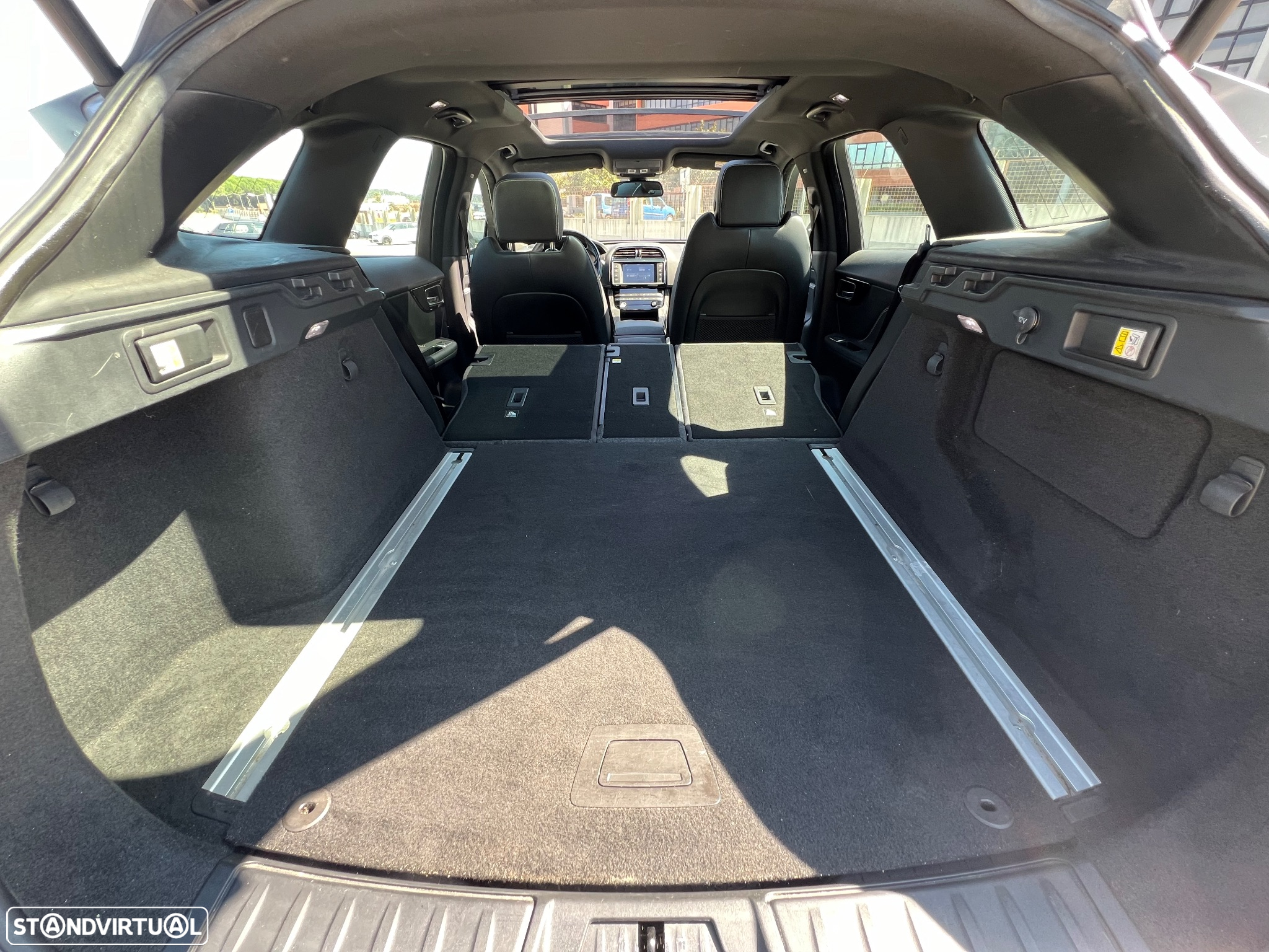 Jaguar F-Pace 2.0 i4D R-Sport Aut. - 60