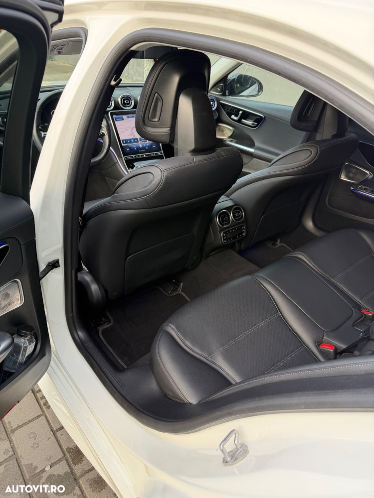 Mercedes-Benz C 300 e 9G-TRONIC AMG Line - 2