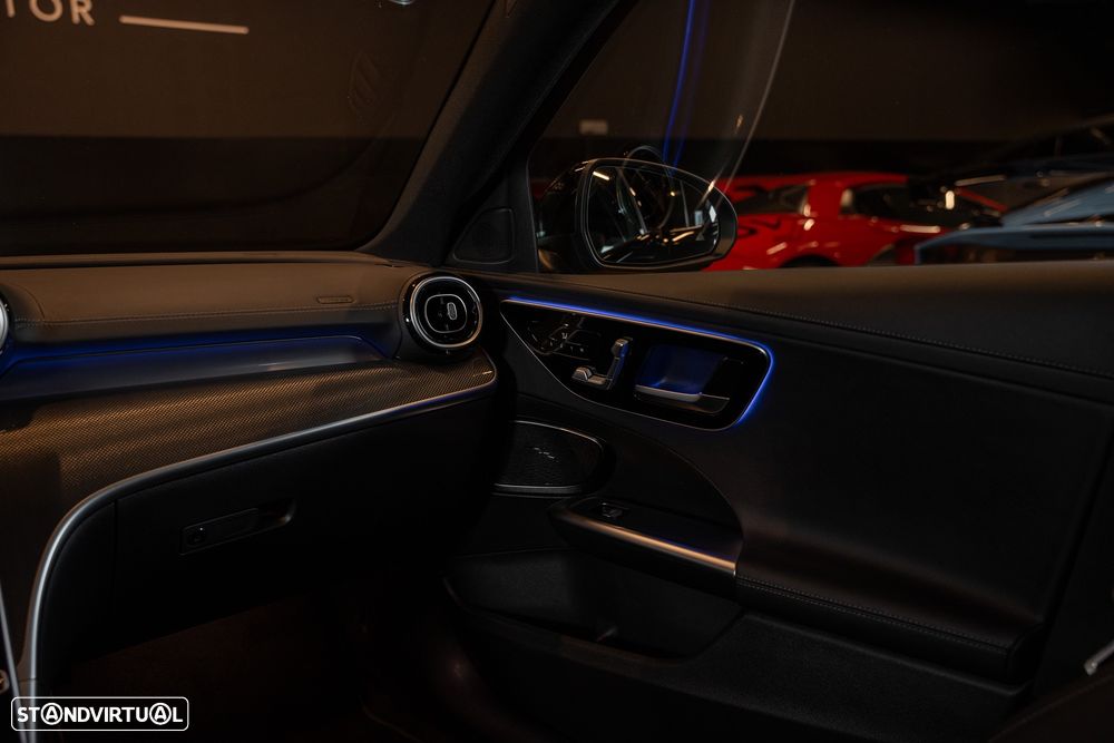 Mercedes-Benz C 300 e AMG Line - 14