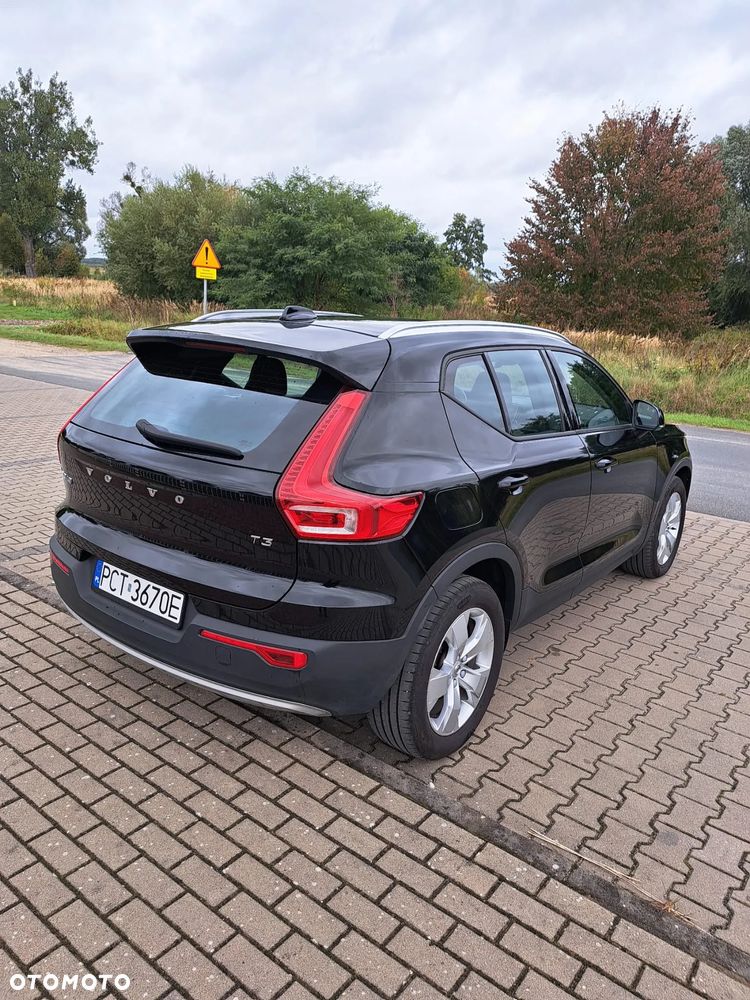 Volvo XC 40 T3 Momentum - 5