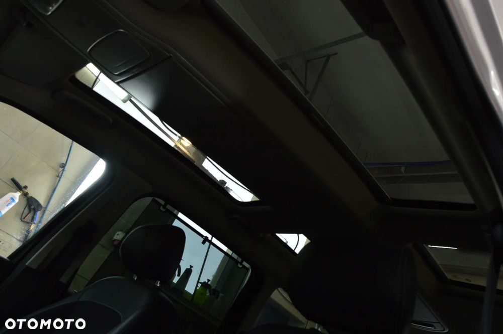 Ford Galaxy 2.0 TDCi Platinium X - 14