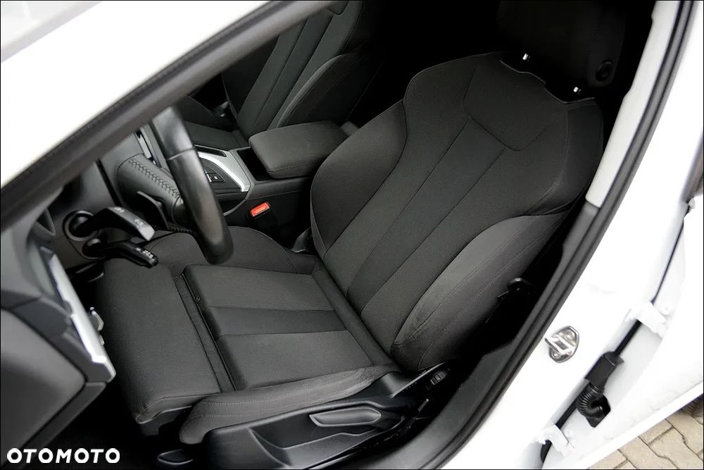 Audi A4 Avant 2.0 TFSI ultra Sport S tronic - 18