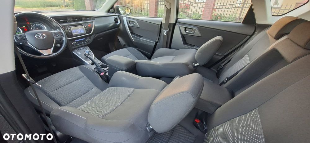 Toyota Auris - 17