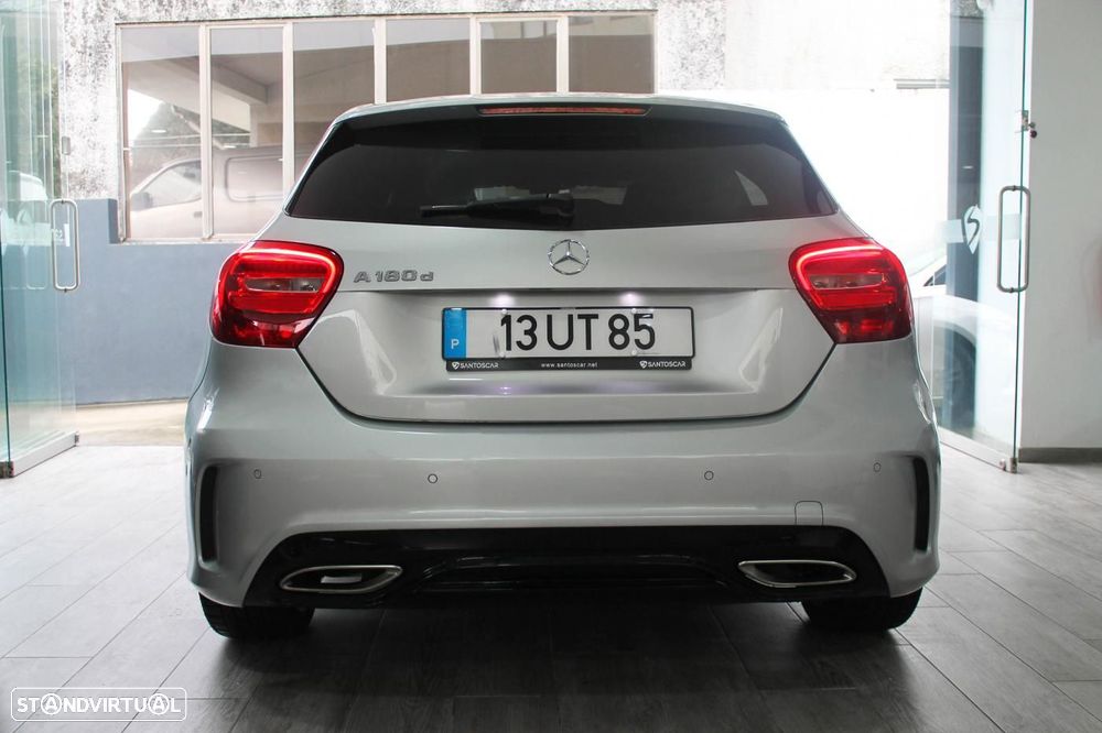 Mercedes-Benz A 180 d AMG Line - 8