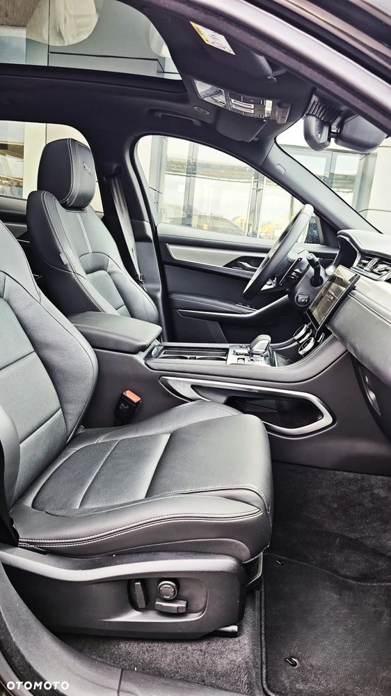 Jaguar F-Pace 2.0 D200 mHEV AWD R-Dynamic SE - 17