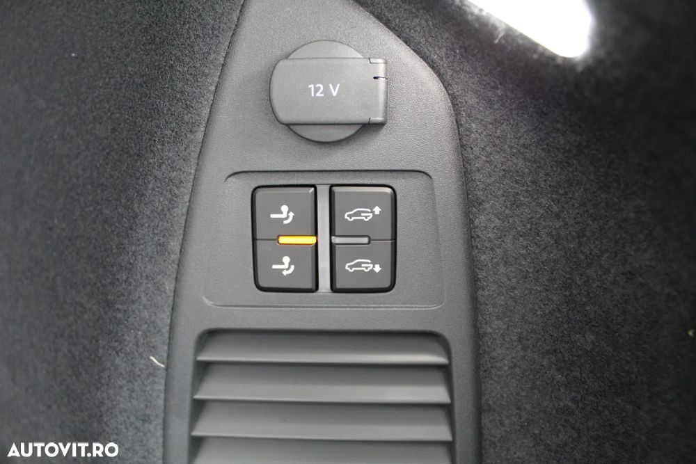 Volkswagen Touareg 3.0 V6 TDI SCR 4Motion Automatik Elegance - 14